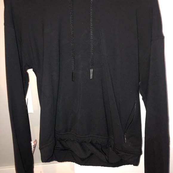 LULULEMON pullover!!! - Picture 3 of 5